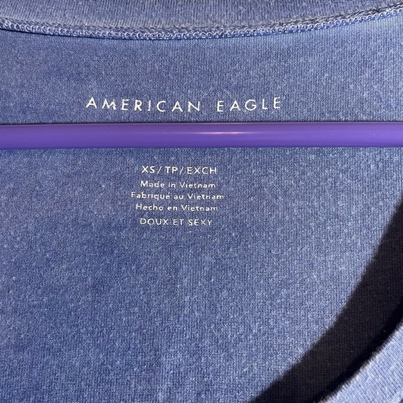 American Eagle T-Shirt - Picture 2 of 3